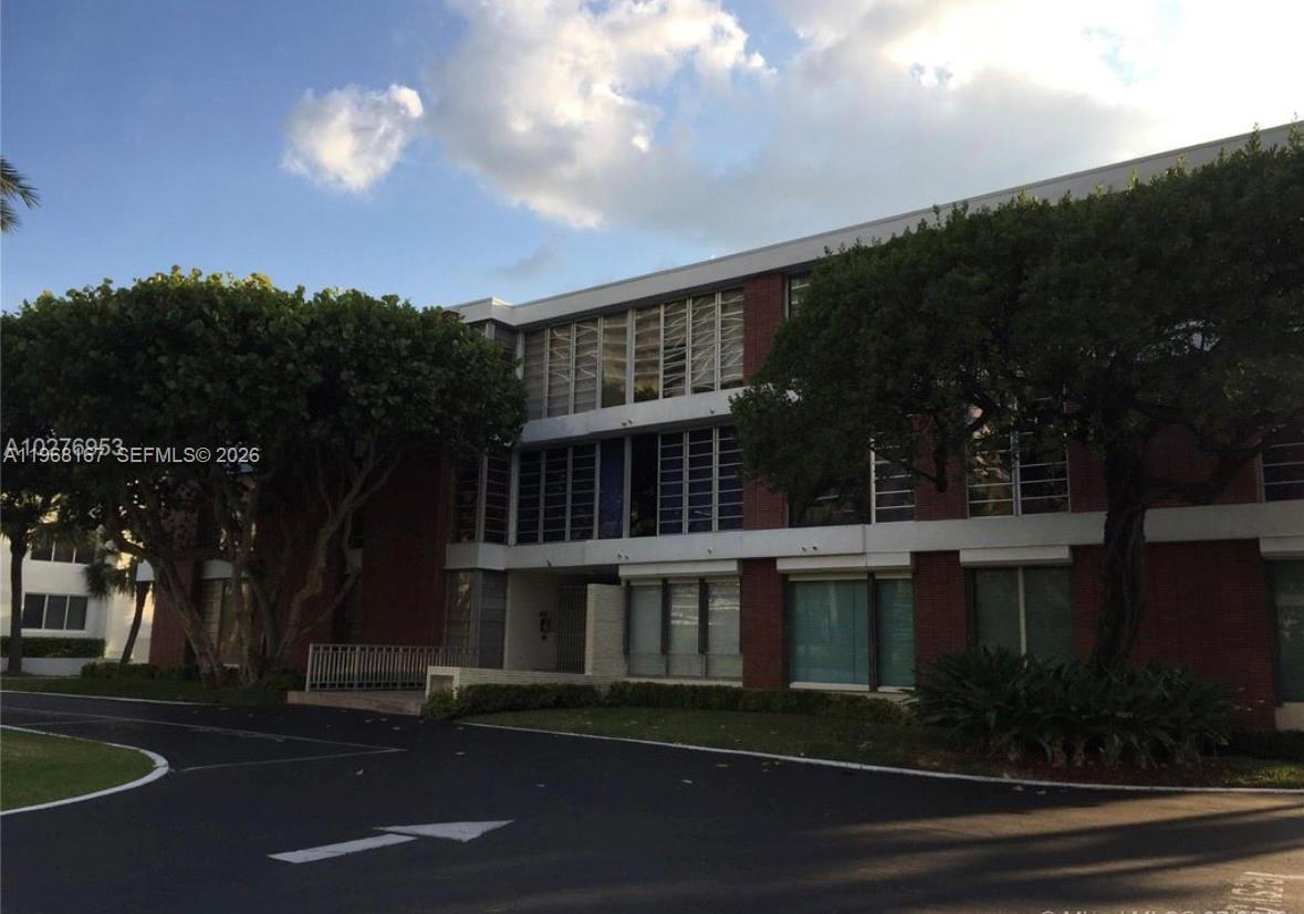 10210 Collins Ave # 306