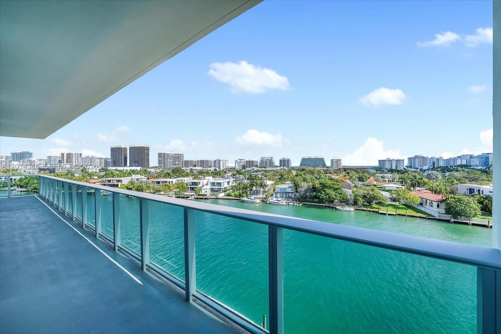 9201 E Bay Harbor Unit: LPH_711
