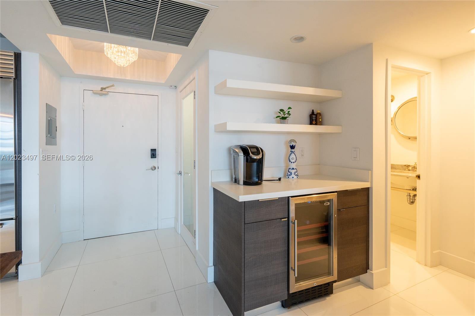 100 Lincoln Rd # 1523