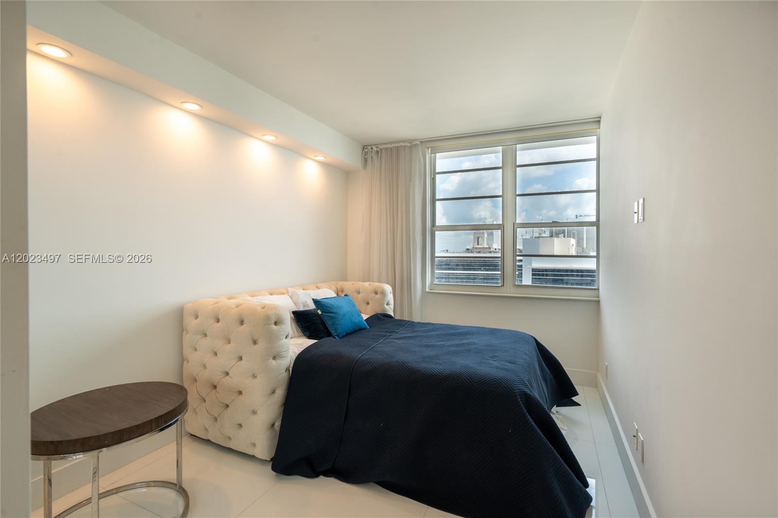 100 Lincoln Rd # 1523