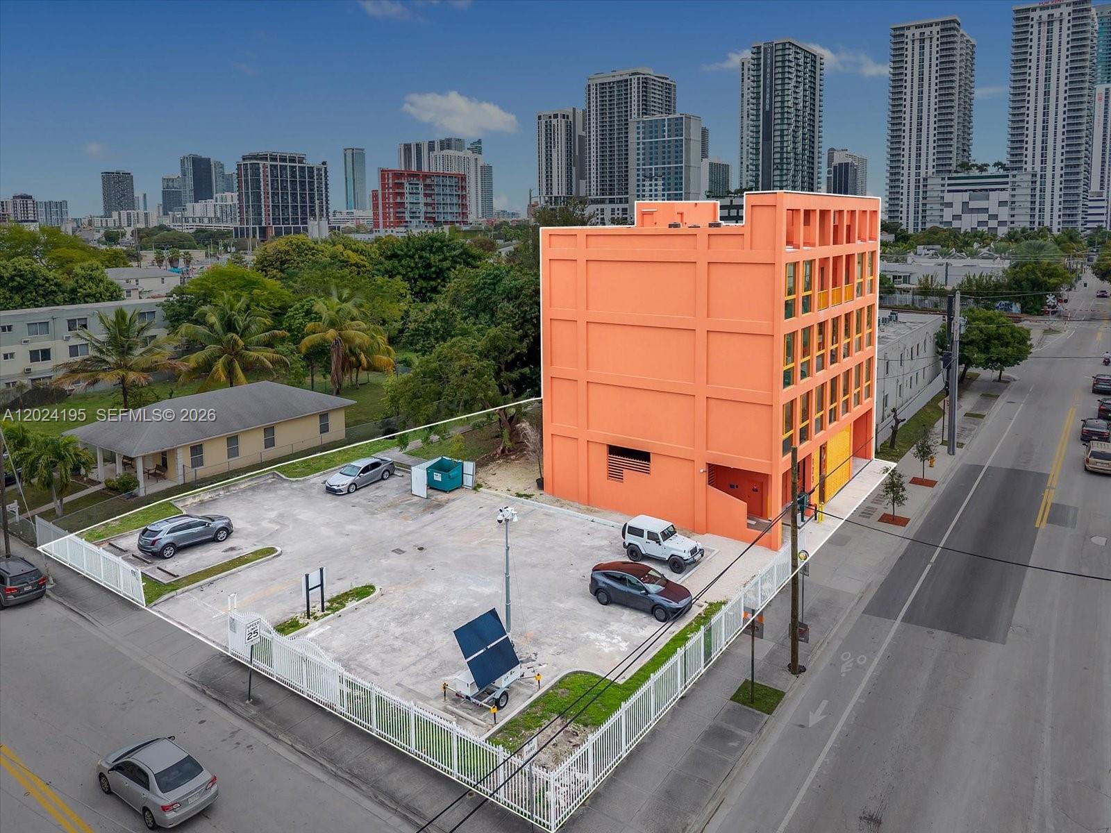 123 NW 14th St # 201
