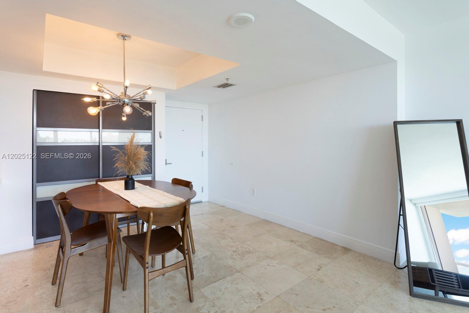 650 West Ave # 906