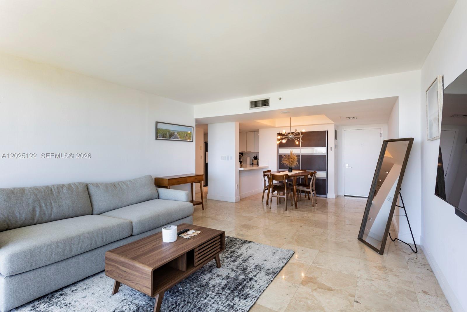 650 West Ave # 906