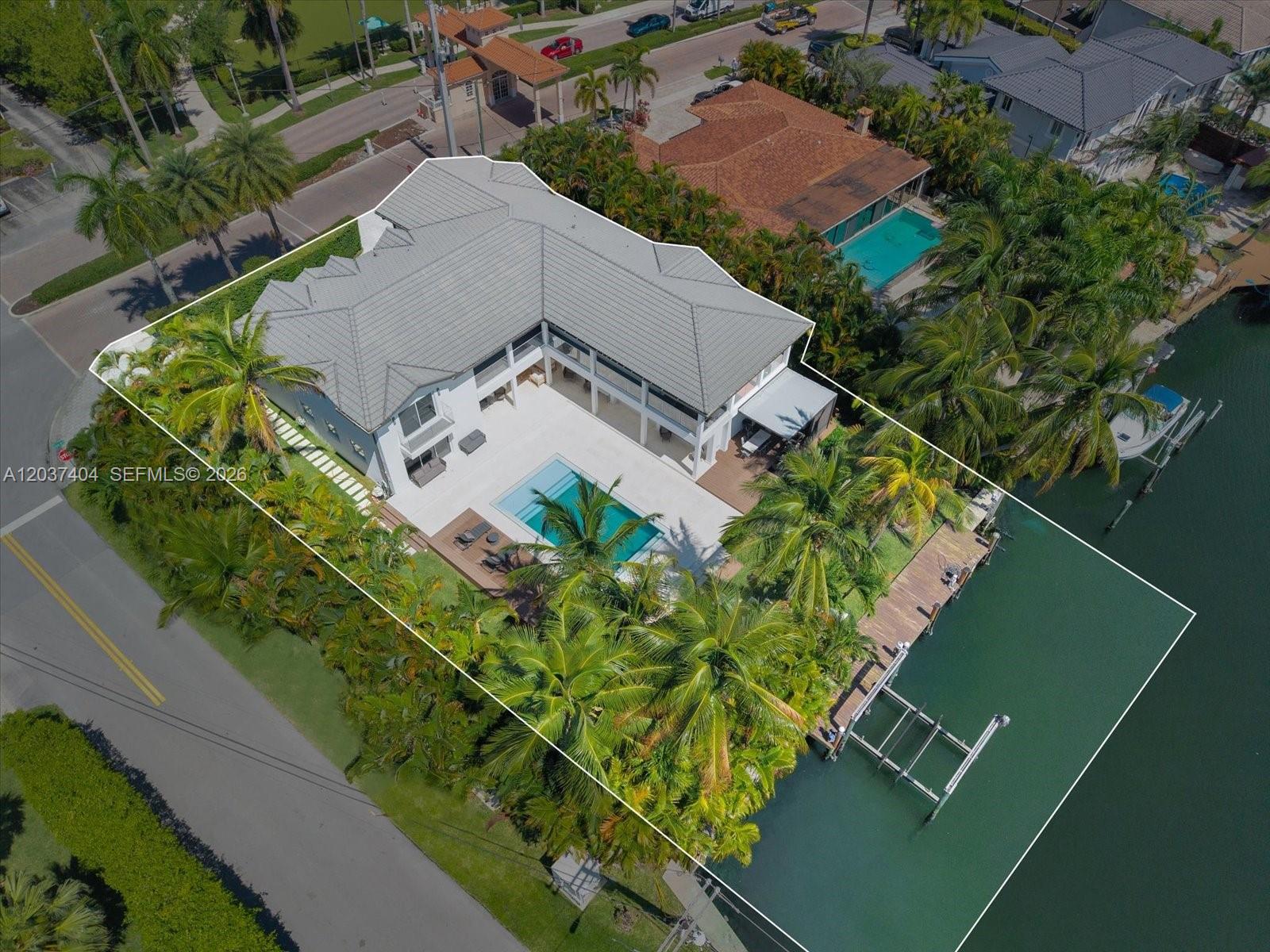 431 Layne Blvd