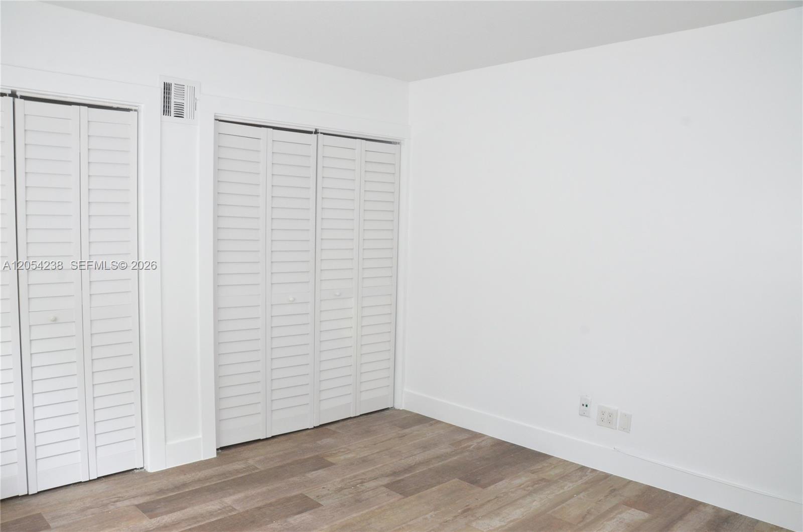 35 Edgewater Dr # 104