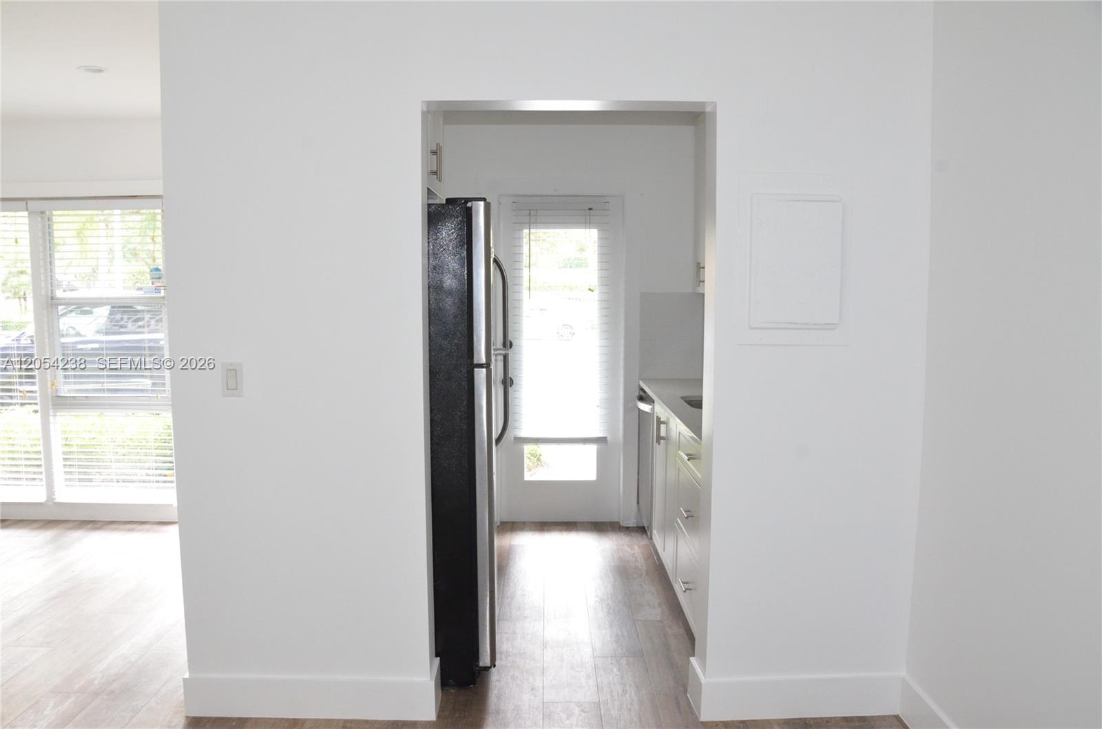 35 Edgewater Dr # 104