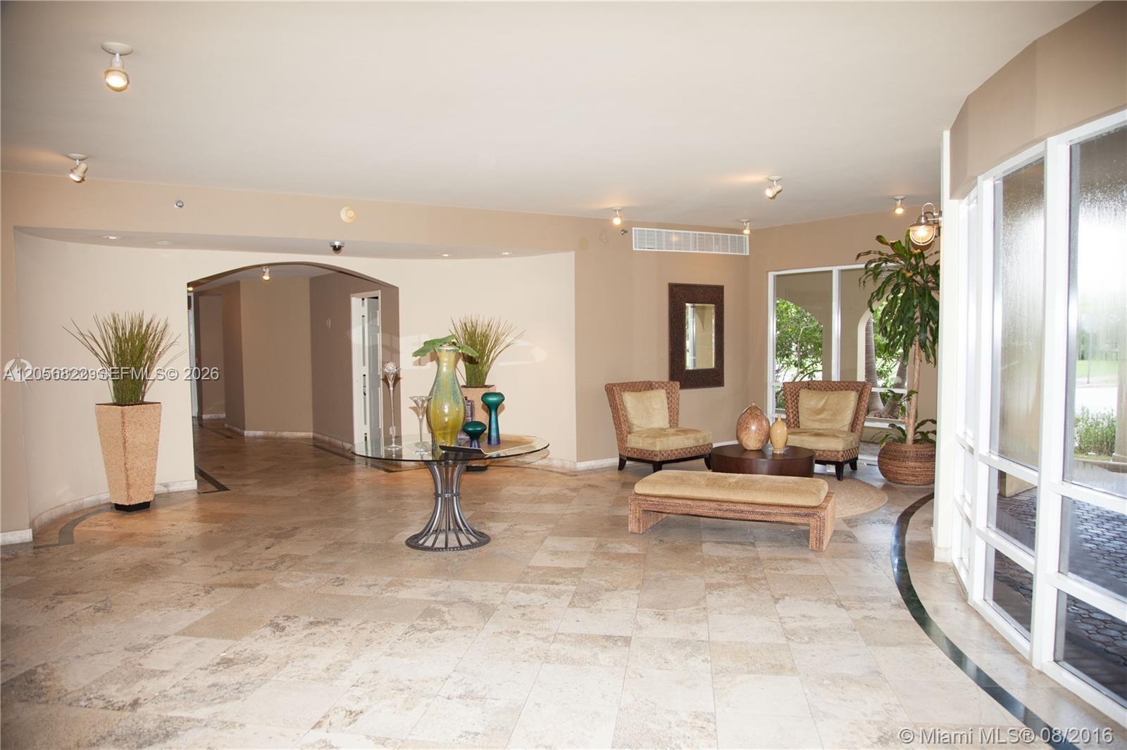 2351 Douglas Rd # 909