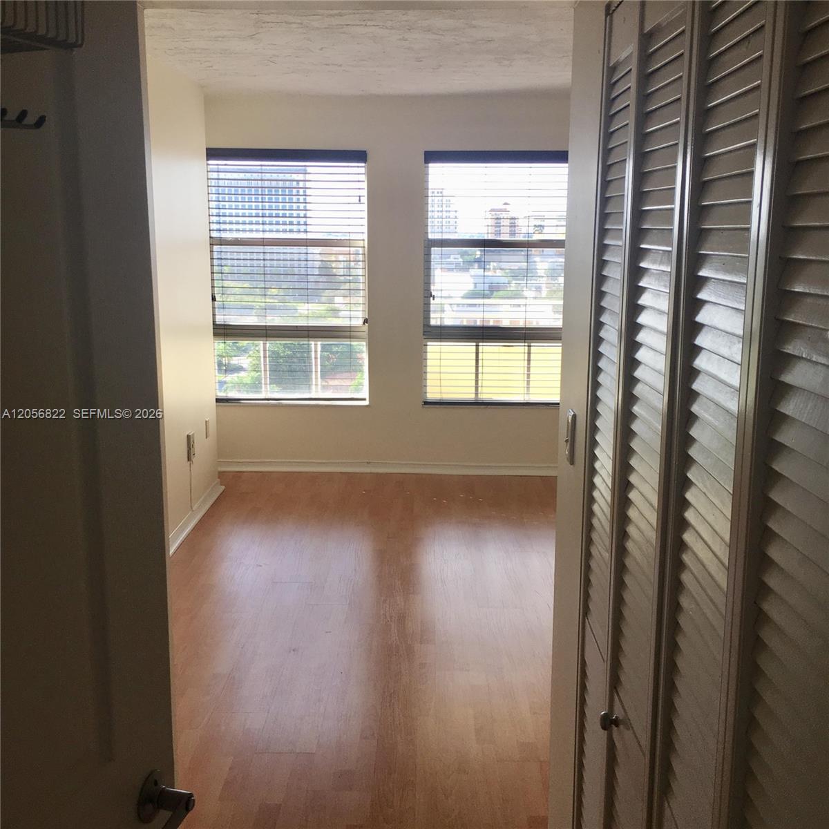 2351 Douglas Rd # 909