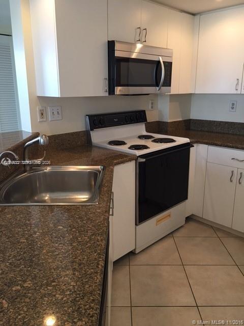 2351 Douglas Rd # 909