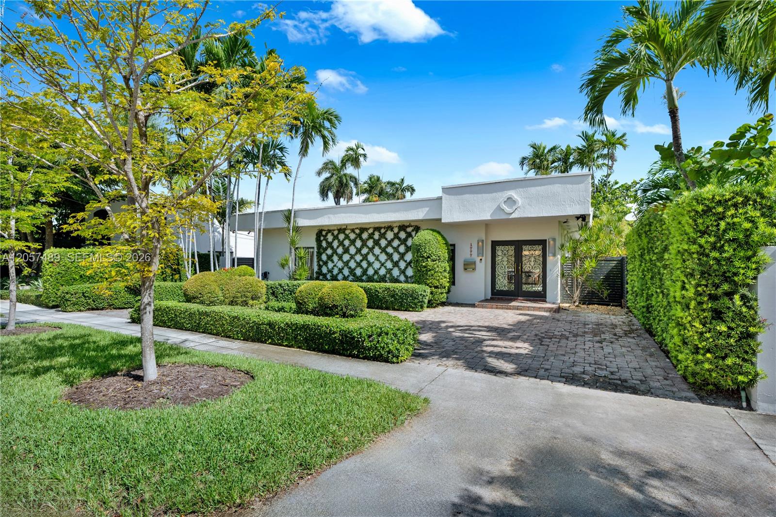 1777 Daytonia Rd