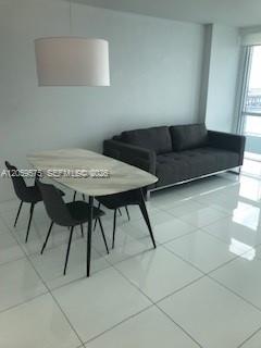540 West Ave # 713