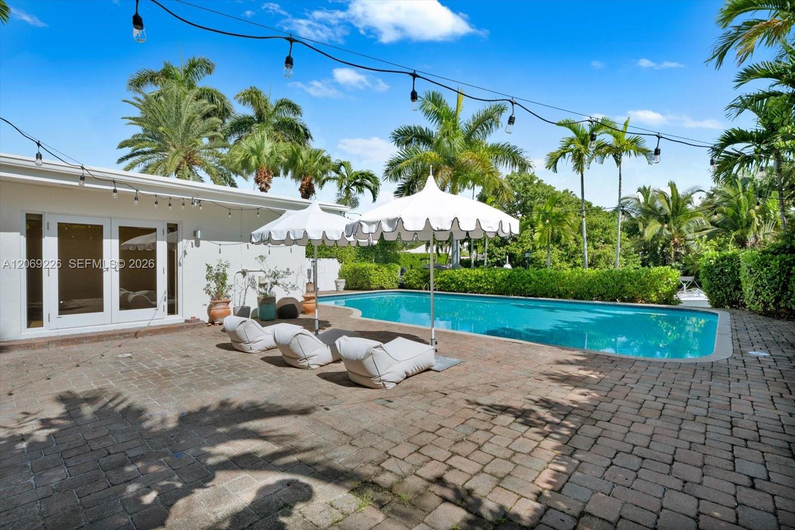 1777 Daytonia Rd