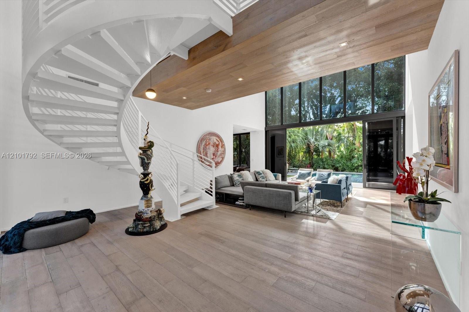 4322 Nautilus Dr