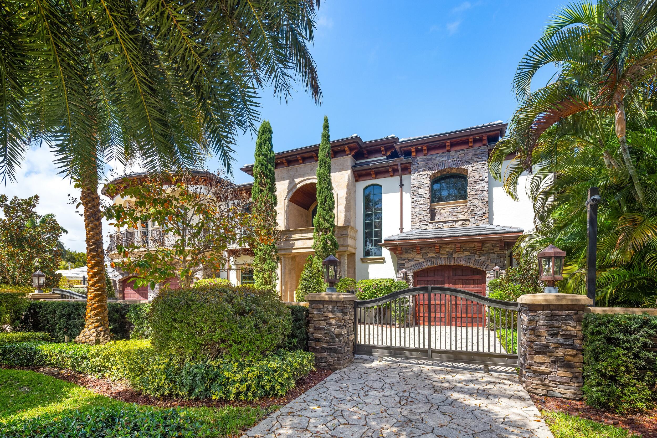 2325 NE 27th Street