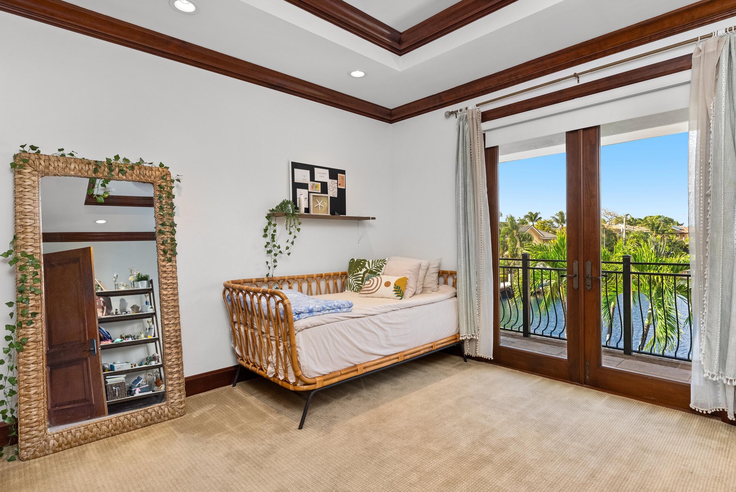 2325 NE 27th Street