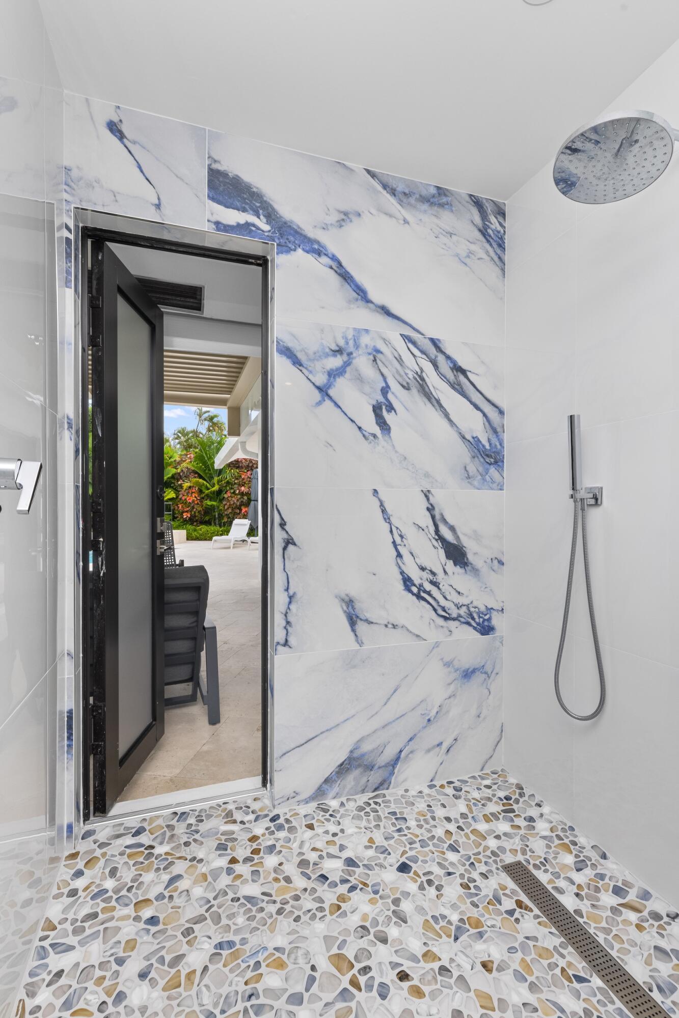 843 NE Mulberry Drive