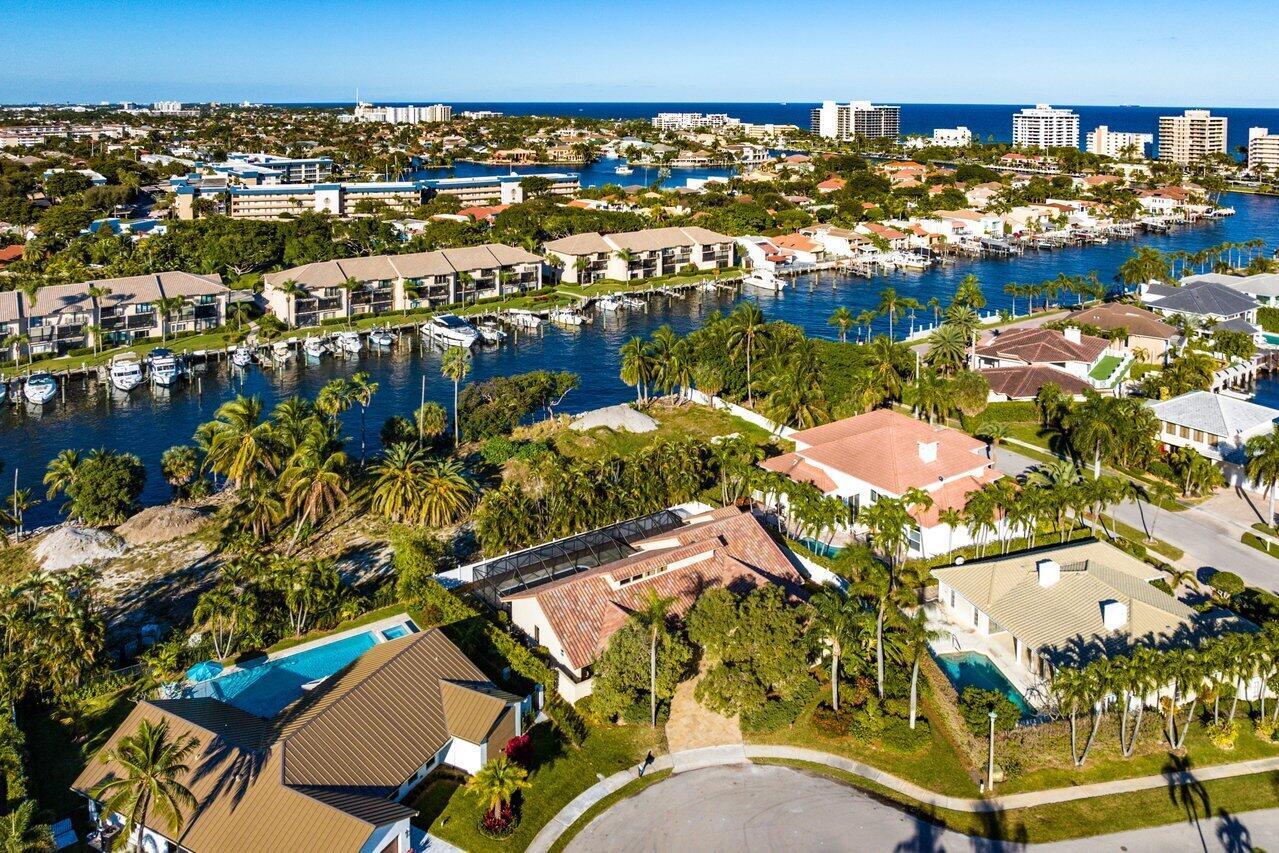 845 NE Mulberry Drive