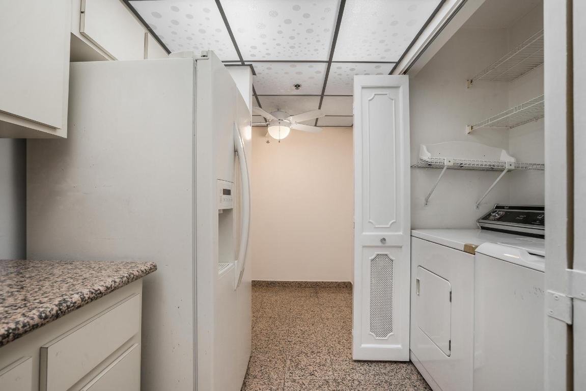 3200 Collins Avenue Unit: 2-1