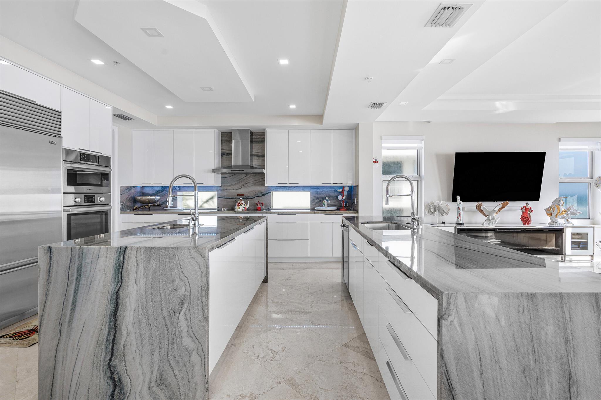 2070 N Ocean Boulevard Ph4