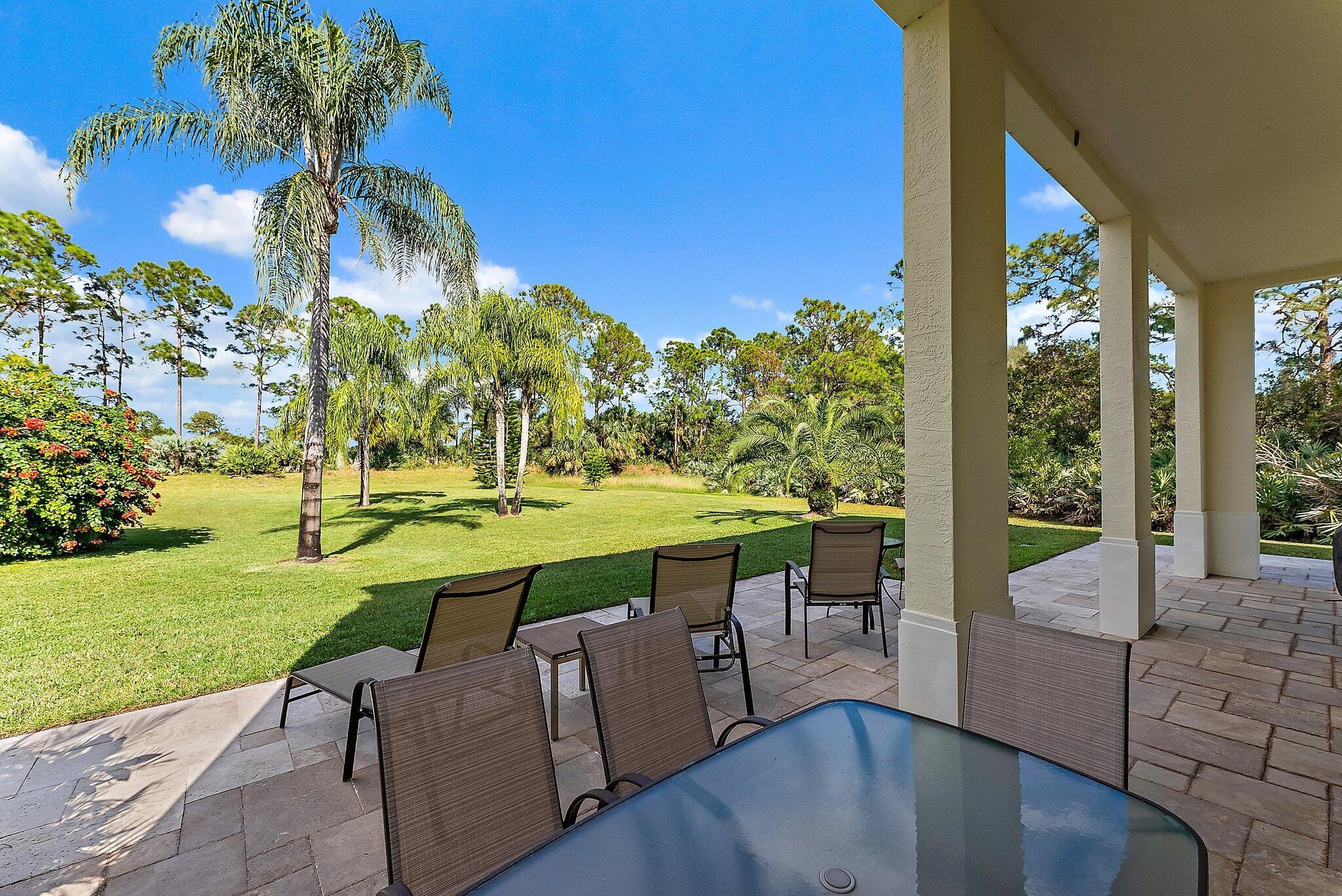 2494 SE Ranch Acres Circle