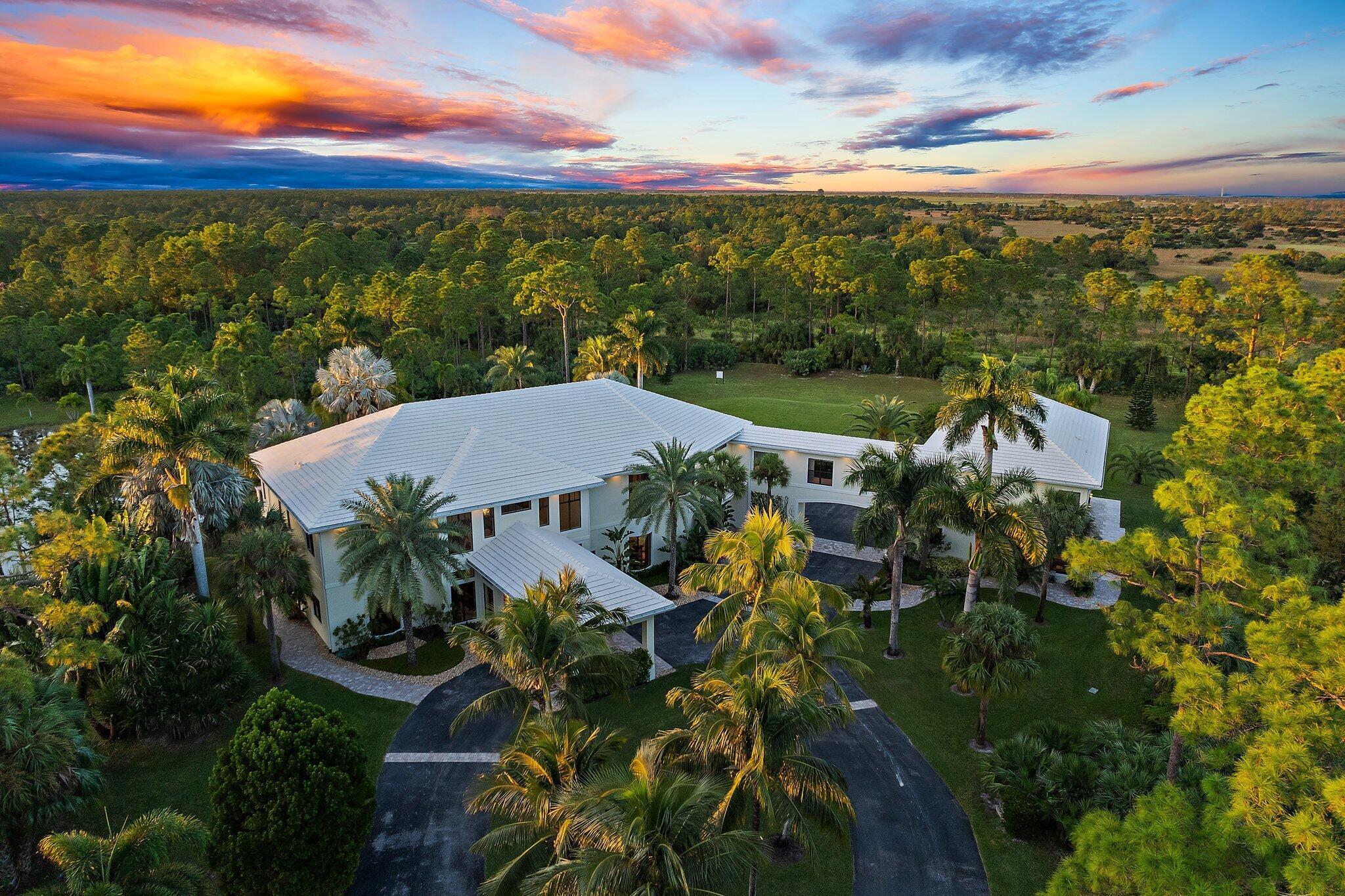 2494 SE Ranch Acres Circle