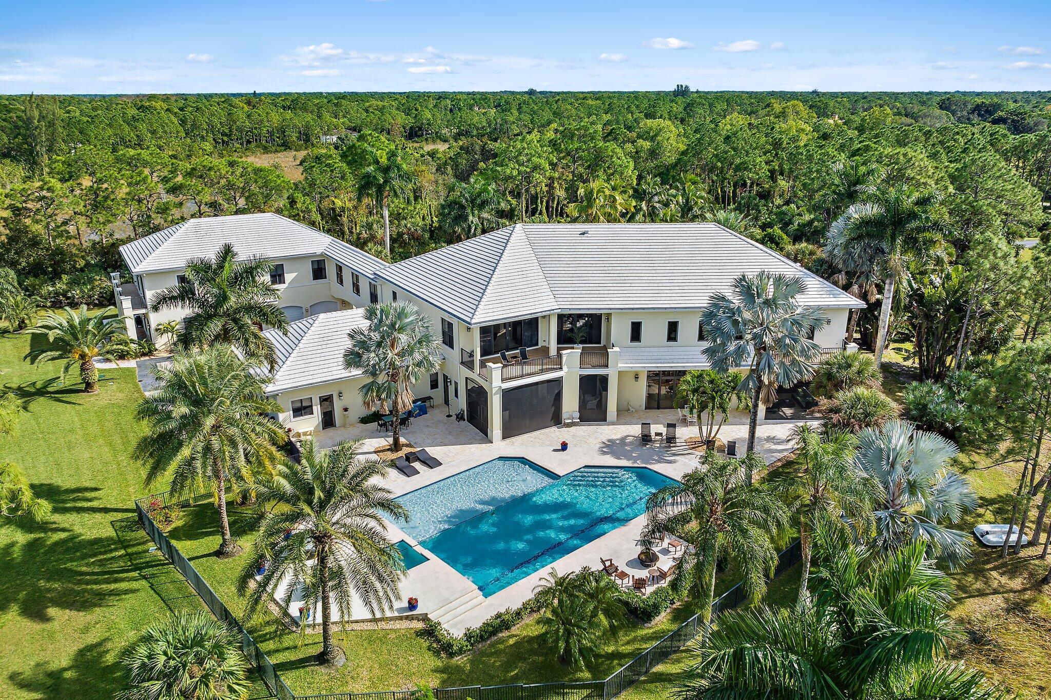 2494 SE Ranch Acres Circle