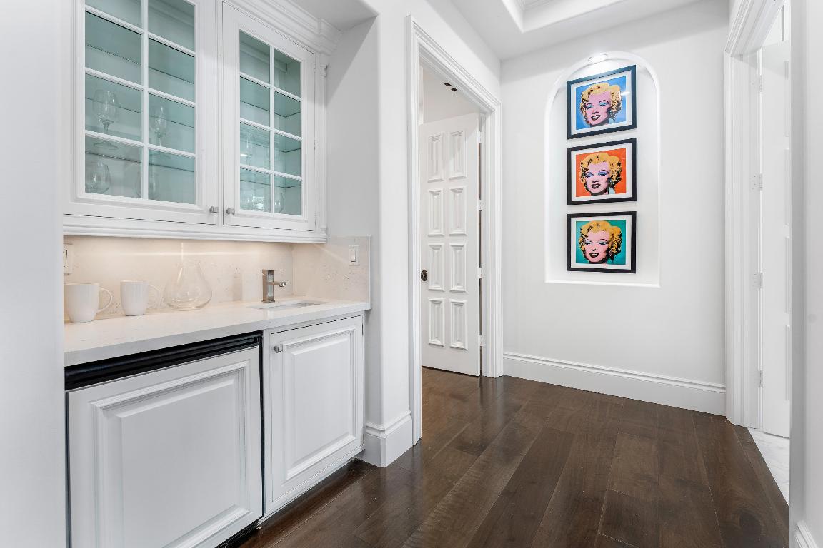 155 SE Spanish Trail