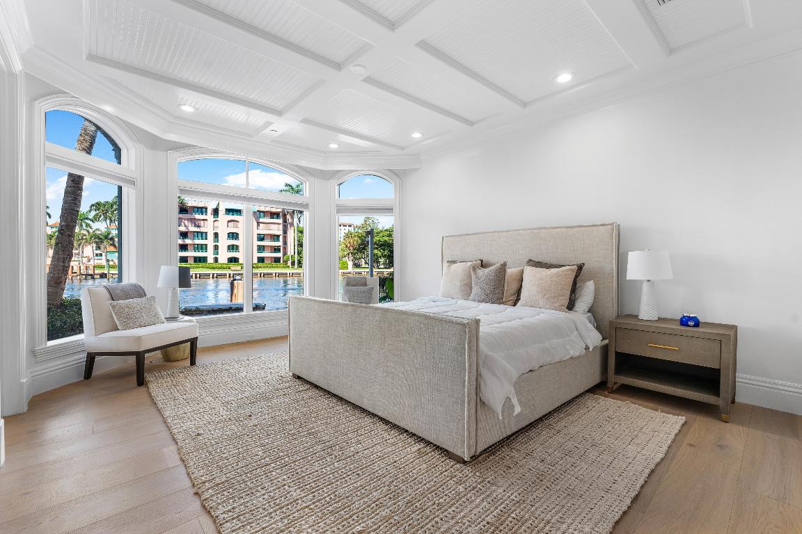 155 SE Spanish Trail