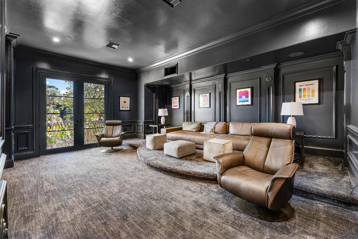 155 SE Spanish Trail