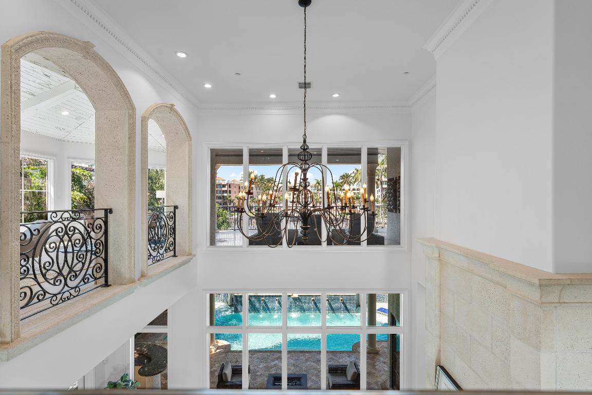 155 SE Spanish Trail