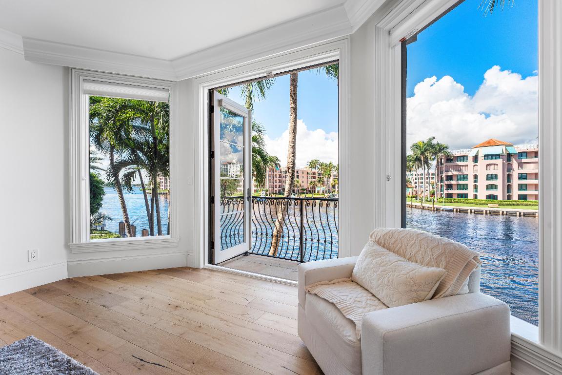 155 SE Spanish Trail