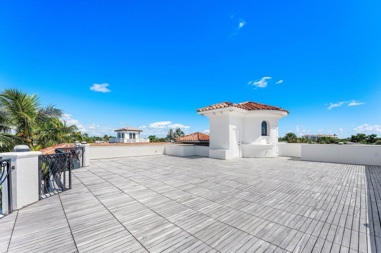 155 SE Spanish Trail