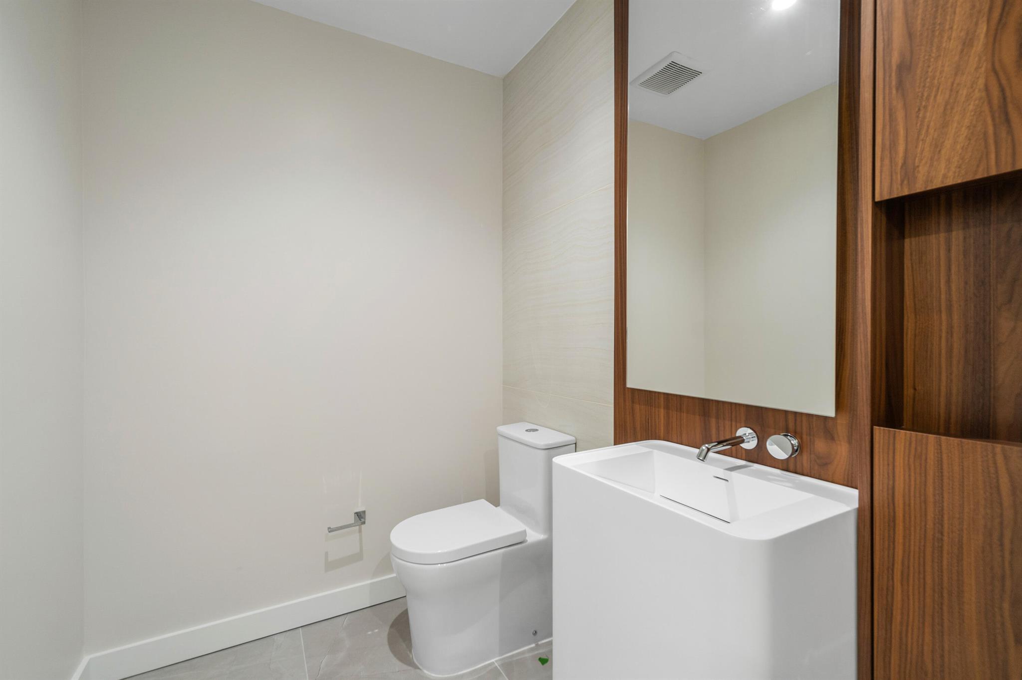 220 SE Mizner Boulevard 411