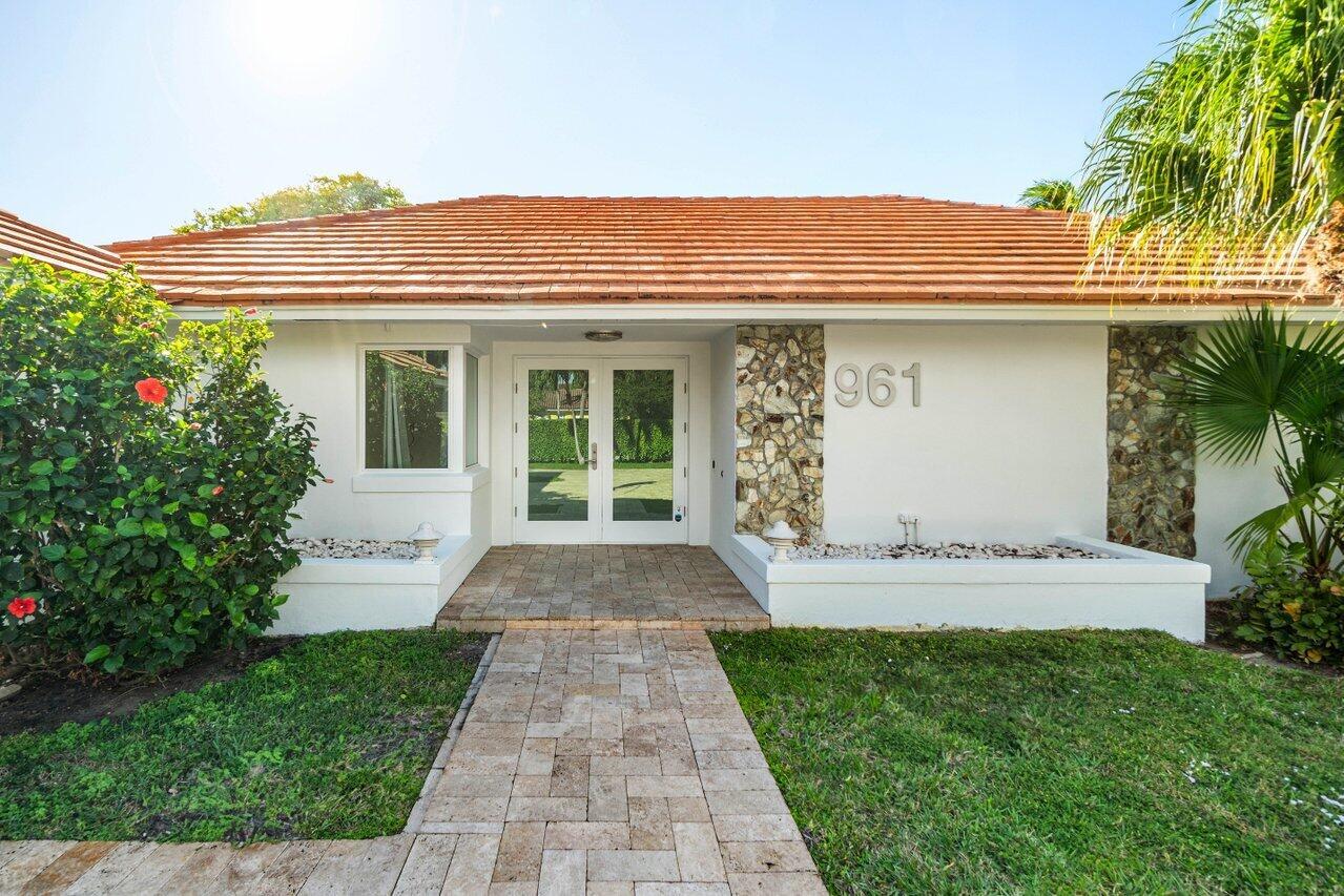 961 S Atlantic Drive