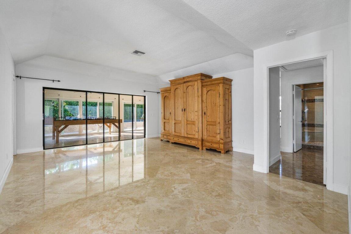 961 S Atlantic Drive