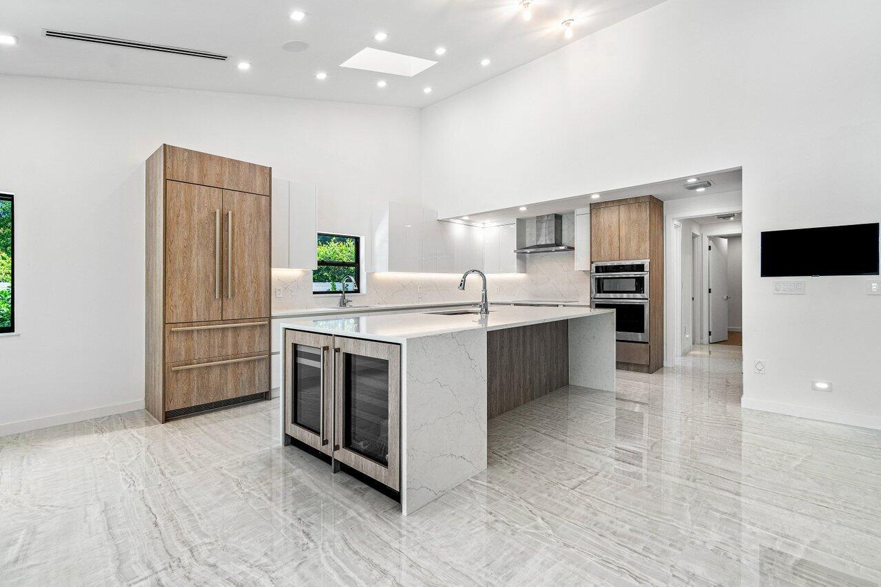 22233 Hollyhock Trail