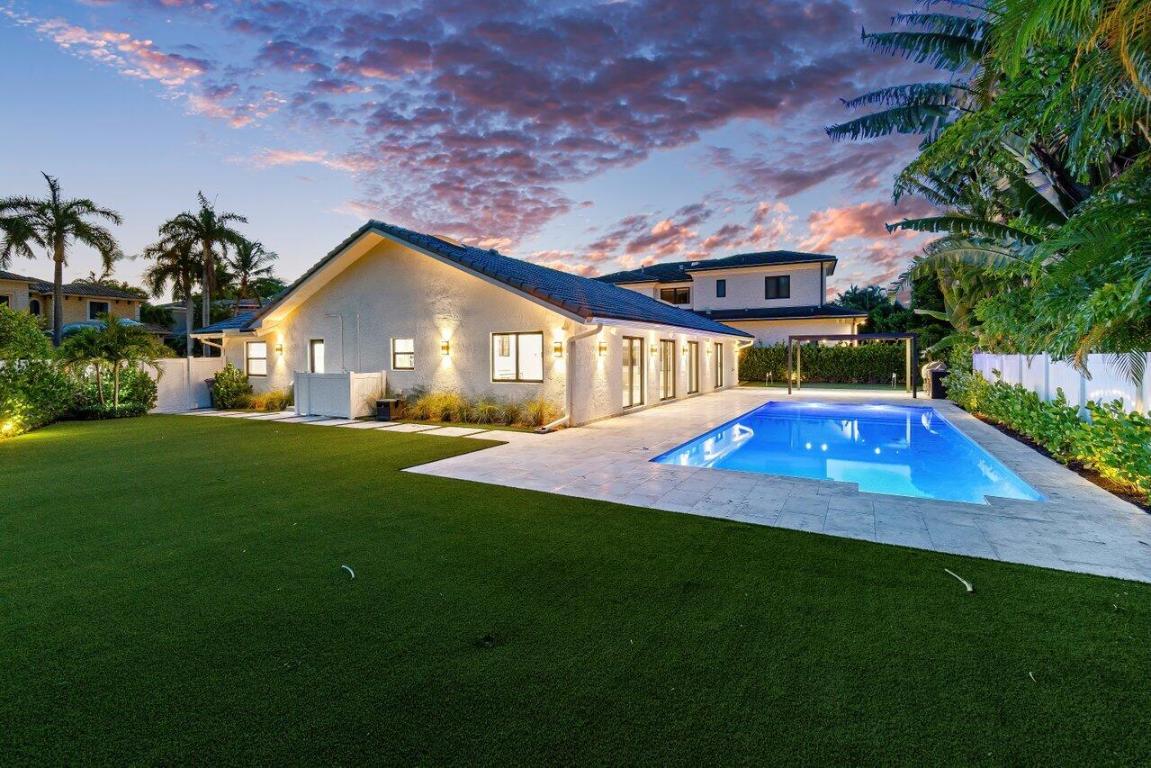 22233 Hollyhock Trail