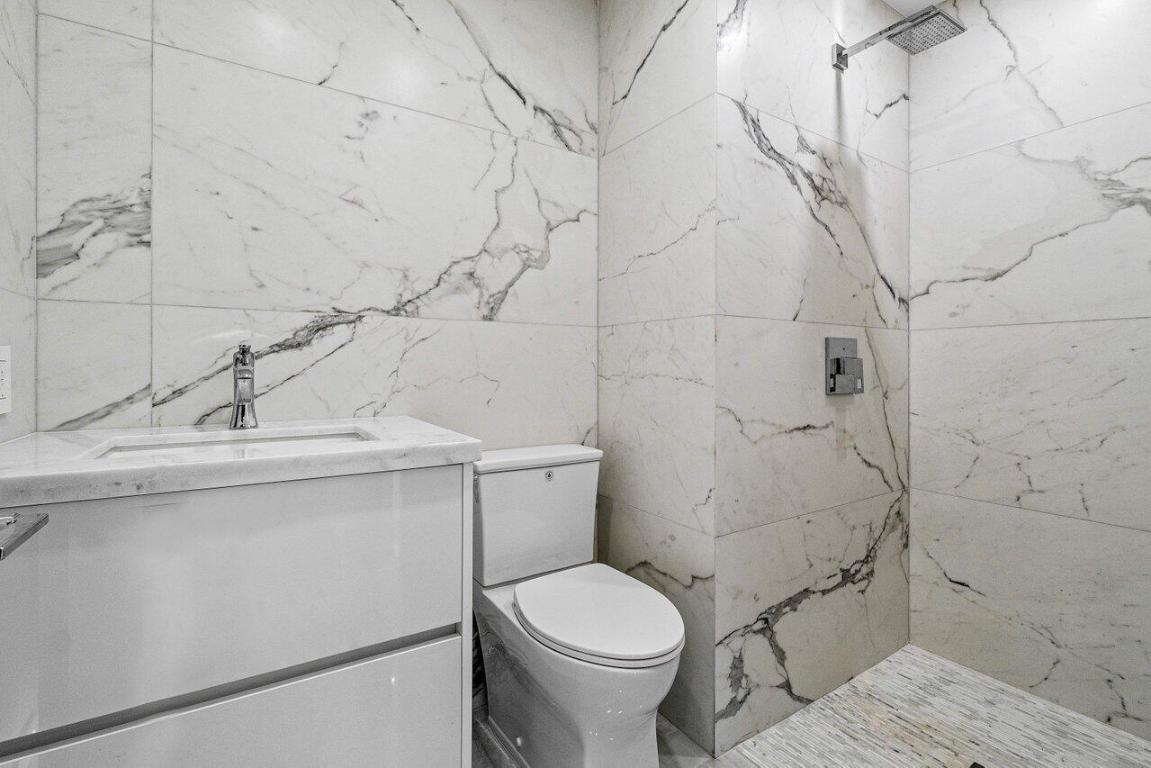 22233 Hollyhock Trail