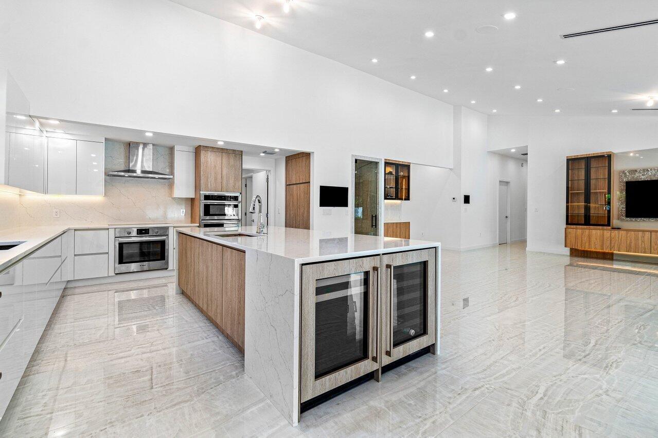 22233 Hollyhock Trail