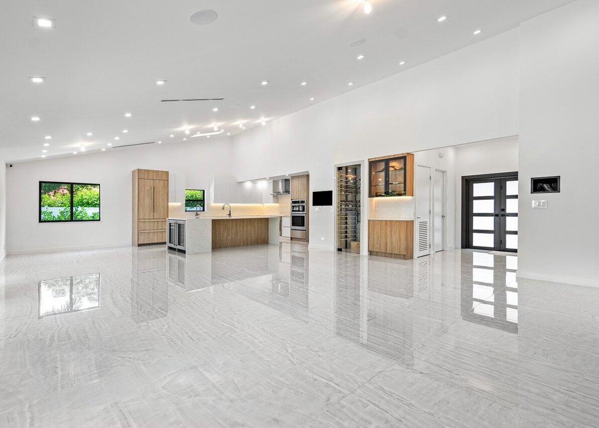 22233 Hollyhock Trail