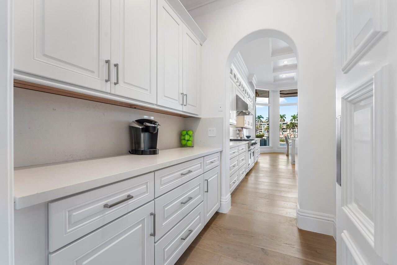 155 SE Spanish Trail