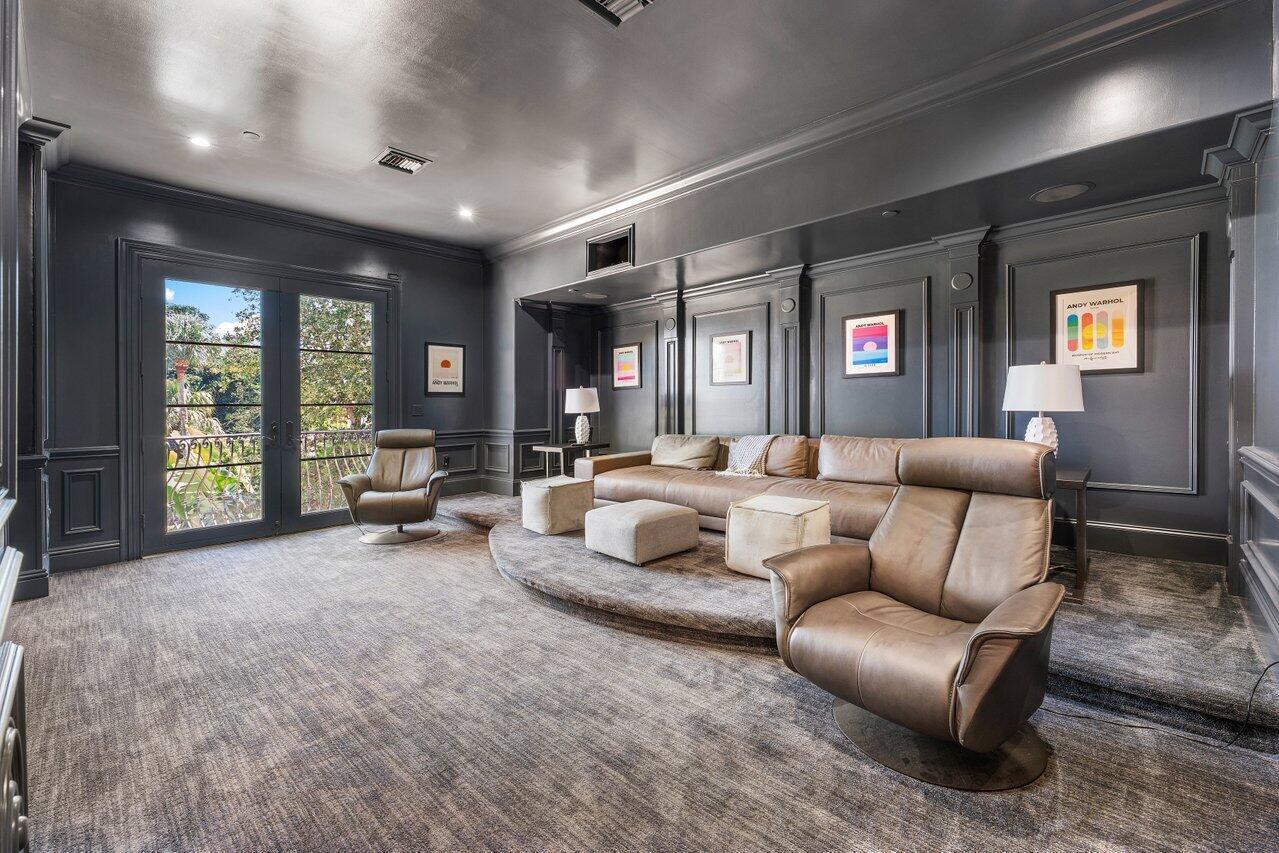 155 SE Spanish Trail