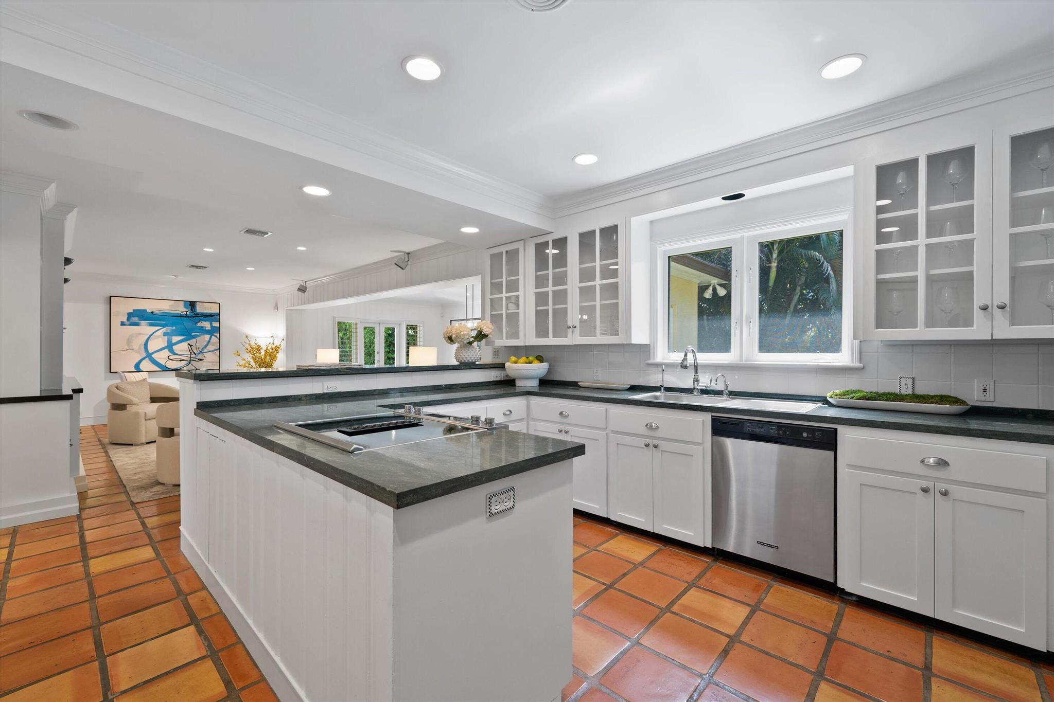 274 Monterey Road