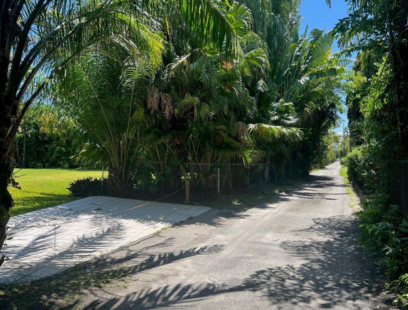 324 Eden Road