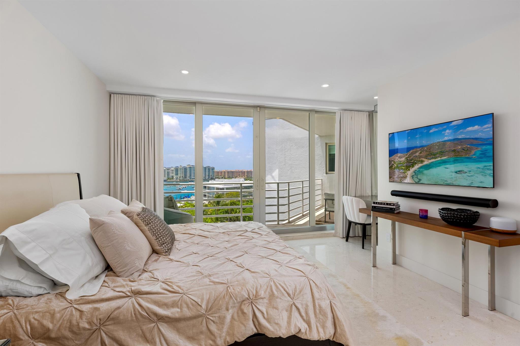 800 S Ocean Boulevard Ph6