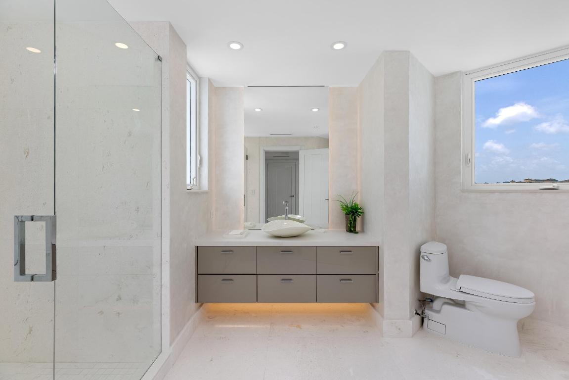 800 S Ocean Boulevard Ph6