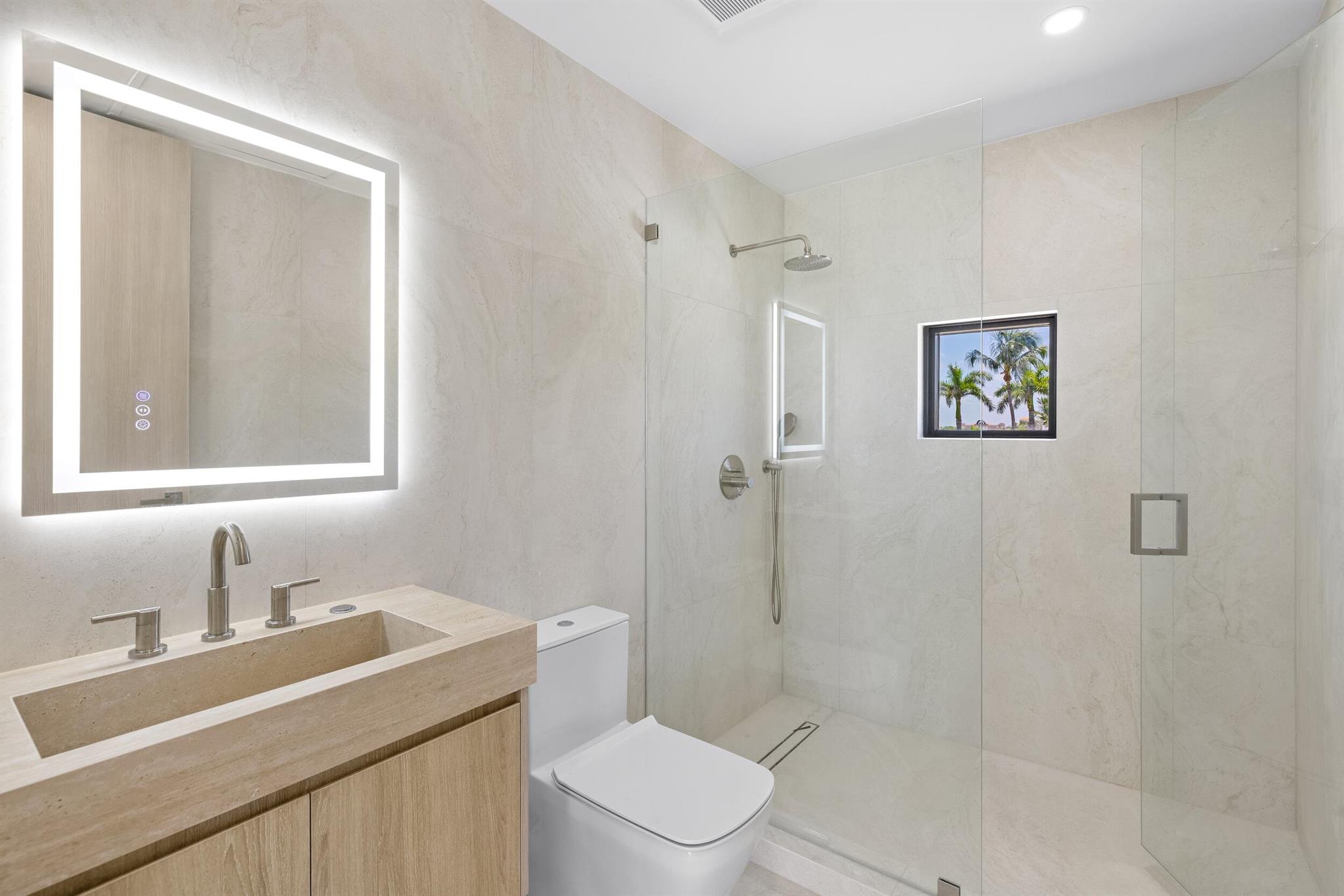 501 NE Spanish Court