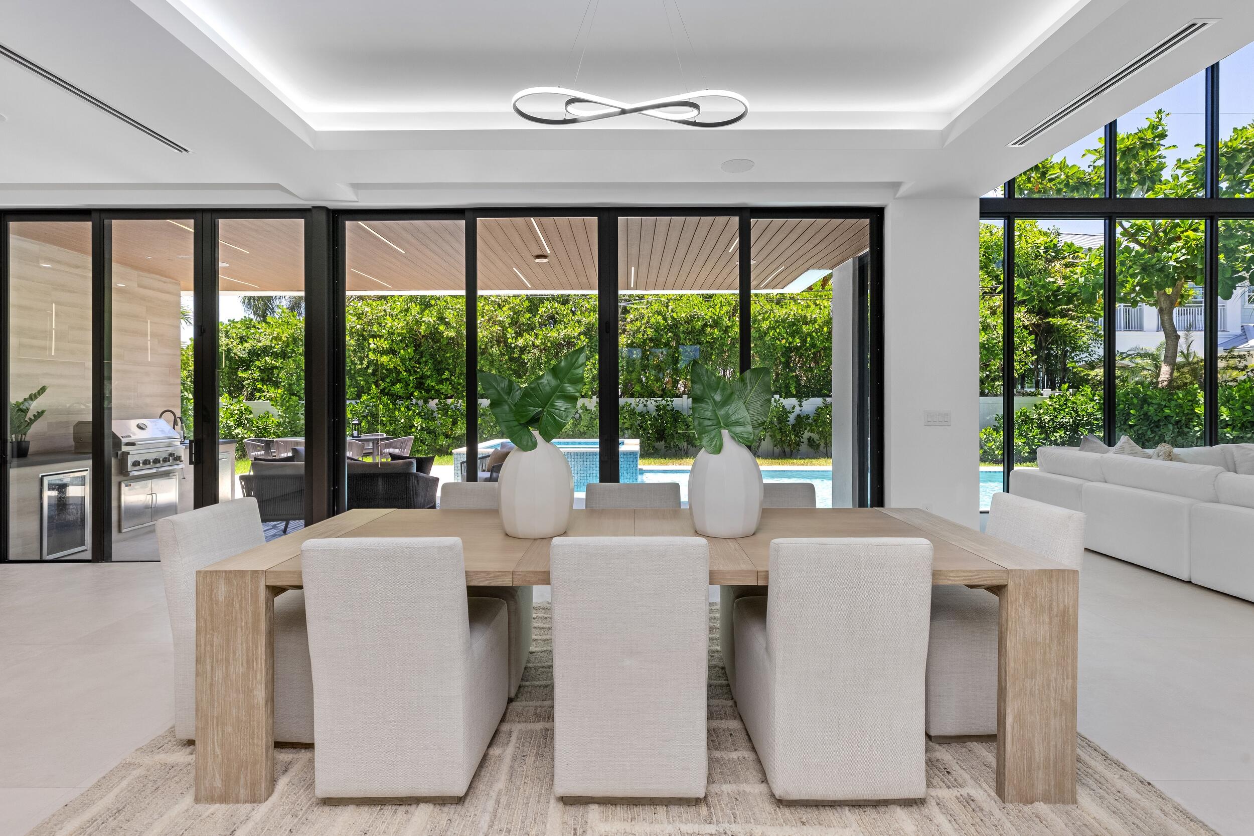 501 NE Spanish Court