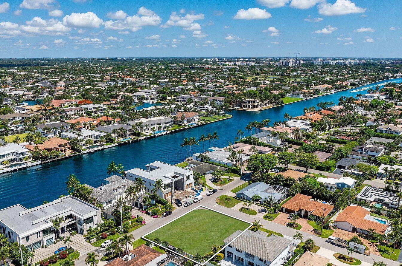 700 Malaga Drive