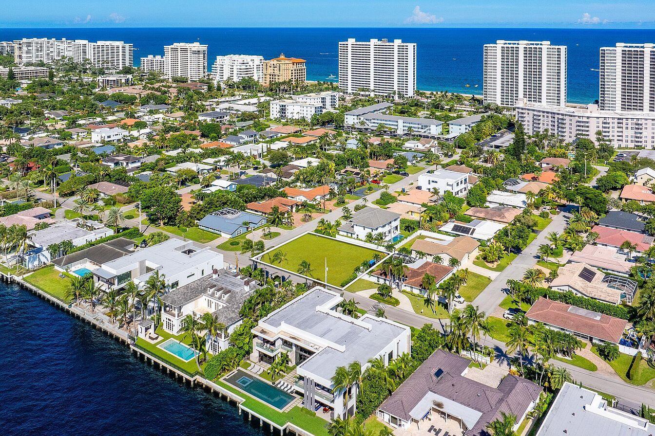 700 Malaga Drive
